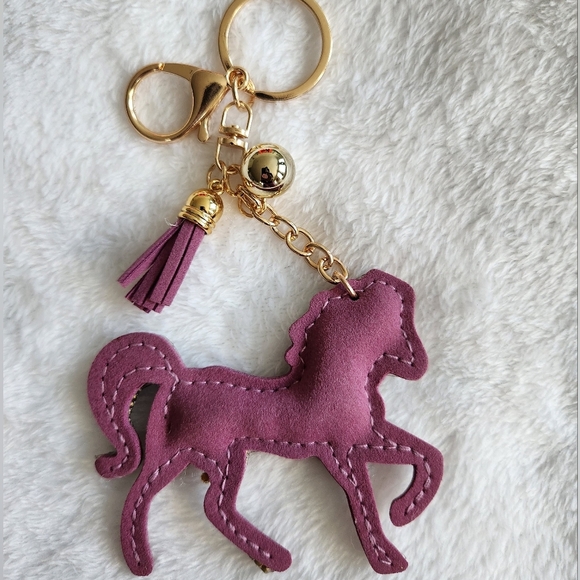 Sparkling Horse Keychain with Gold Accents - Picture 3 of 3